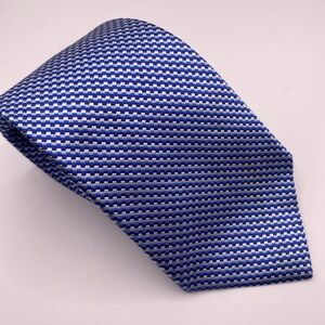 Charles Tyrwhitt Men's Tie in Blue and White Pattern